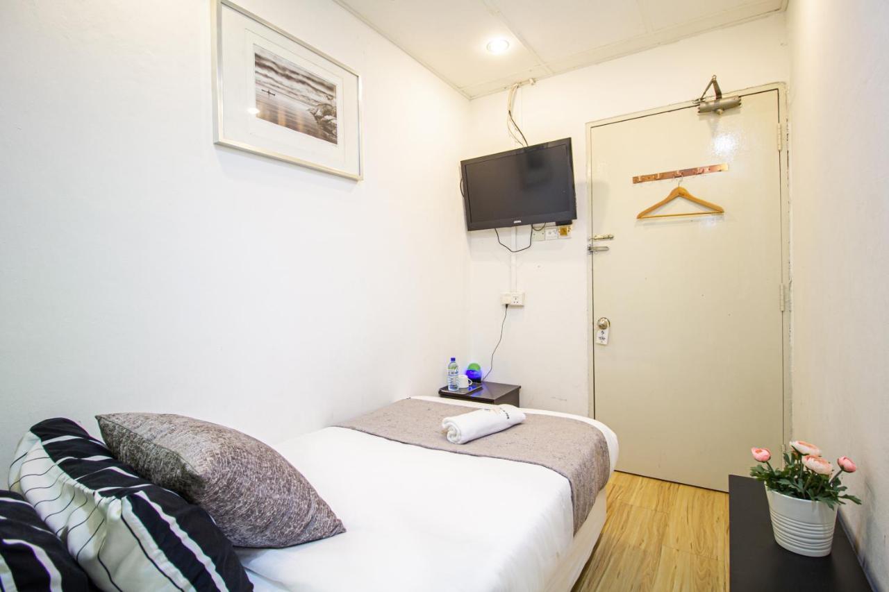 Q Loft Hotels@Geylang Singapore Bagian luar foto