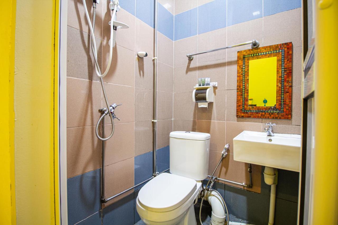 Q Loft Hotels@Geylang Singapore Bagian luar foto